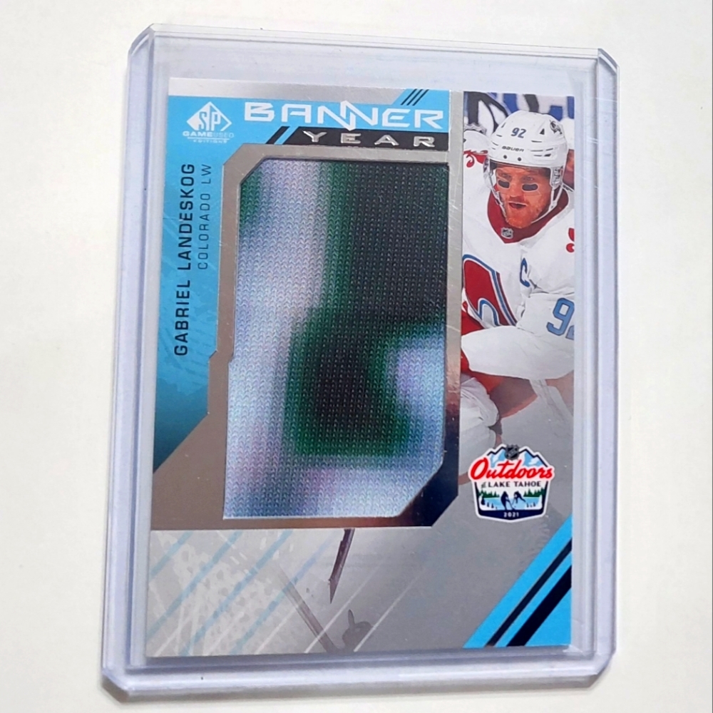 Gabriel Landeskog Upper Deck Banner Year SP Game Used Jersey Outdoors Lake Tahoe